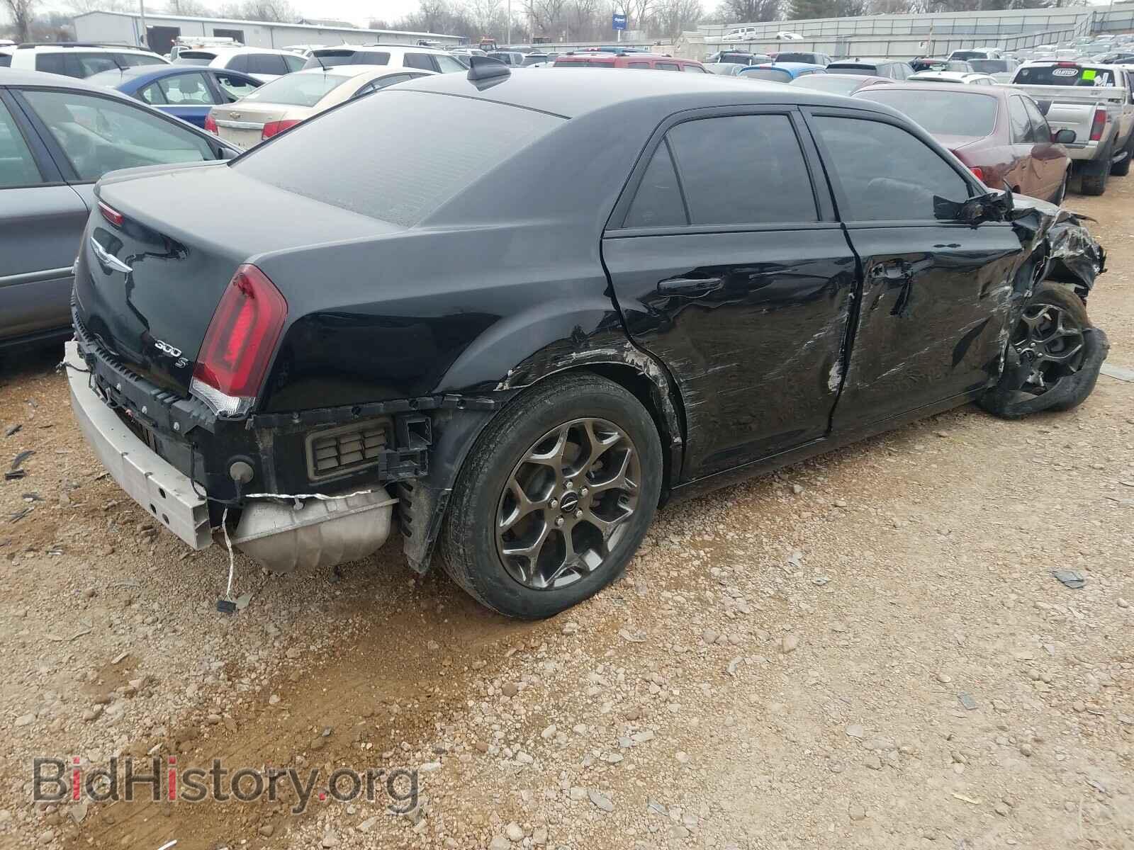 2016 CHRYSLER 300 - VIN: 2C3CCAGG3GH234298 - Фото 9