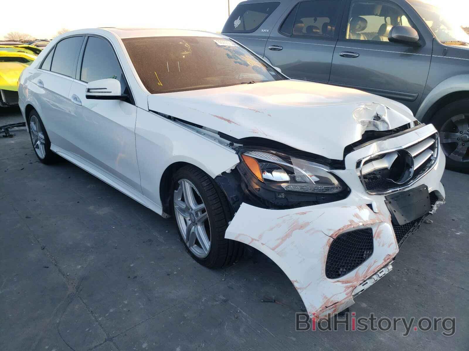 Photo WDDHF5KB7EA800363 - MERCEDES-BENZ E CLASS 2014