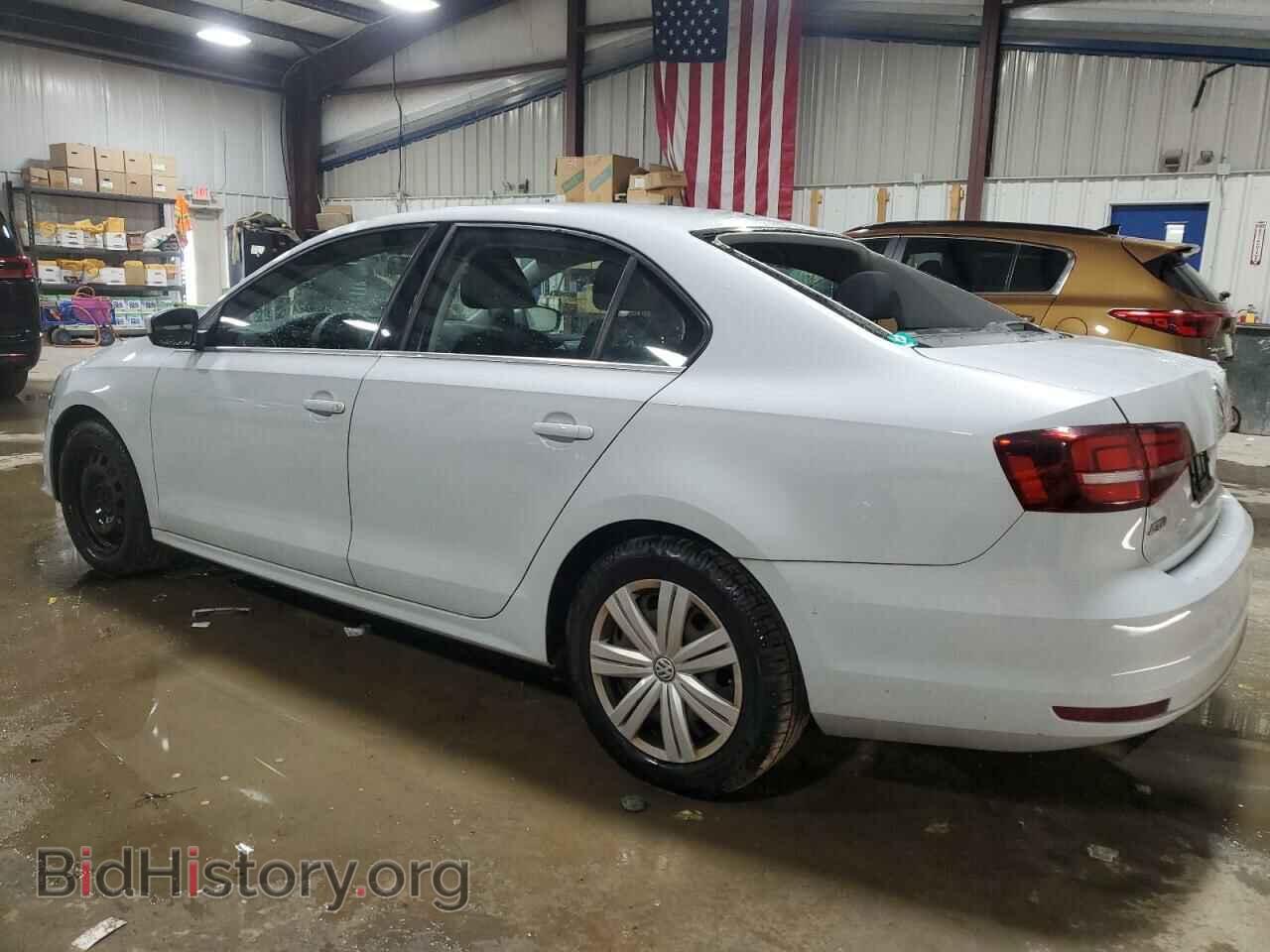 2017 VOLKSWAGEN JETTA - VIN: 3VW2B7AJ2HM259940 - Photo 2