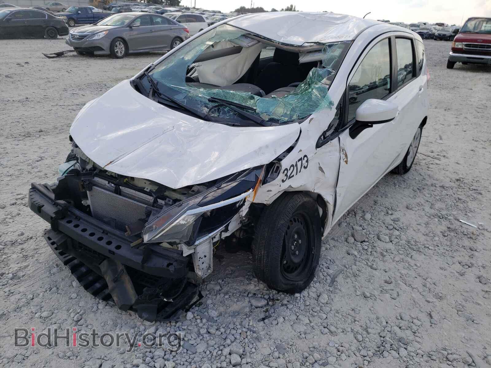 2019 NISSAN VERSA - VIN: 3N1CE2CPXKL366964 - Фото 2