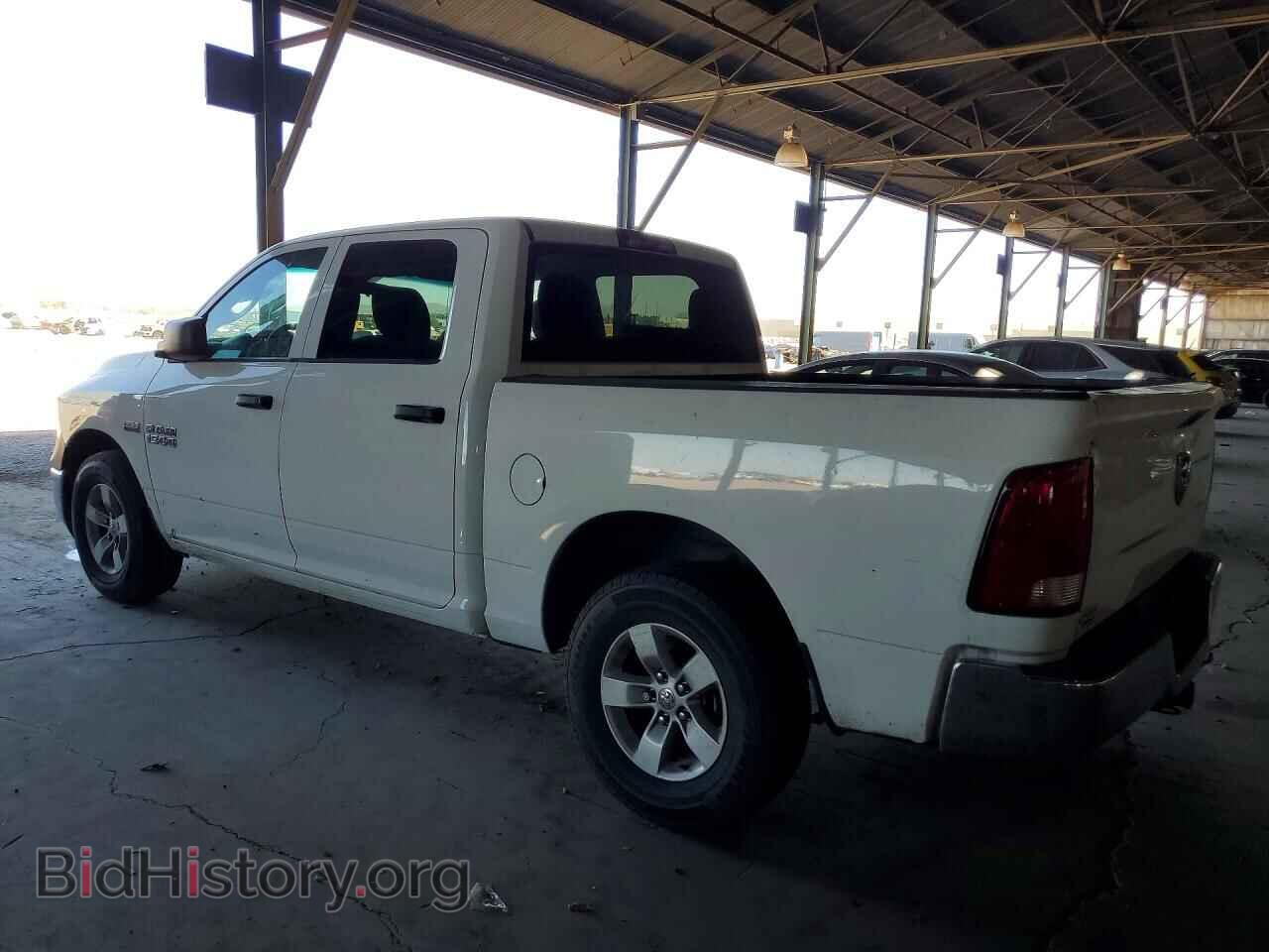 2017 RAM 1500 - VIN: 3C6RR6KT1HG741974 - Photo 2