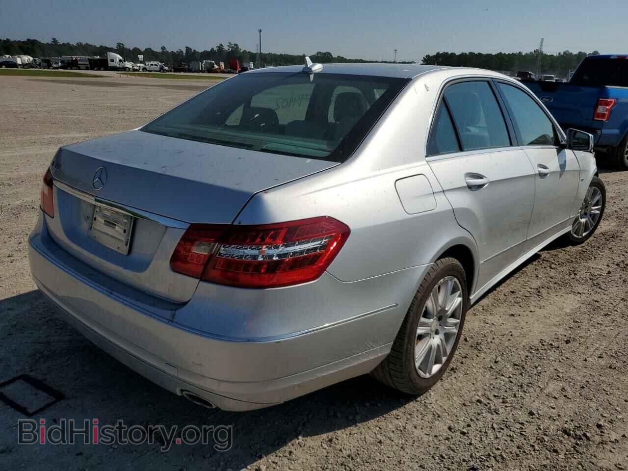 2012 MERCEDES-BENZ E-CLASS - VIN: WDDHF5KB5CA541692 - Фото 4