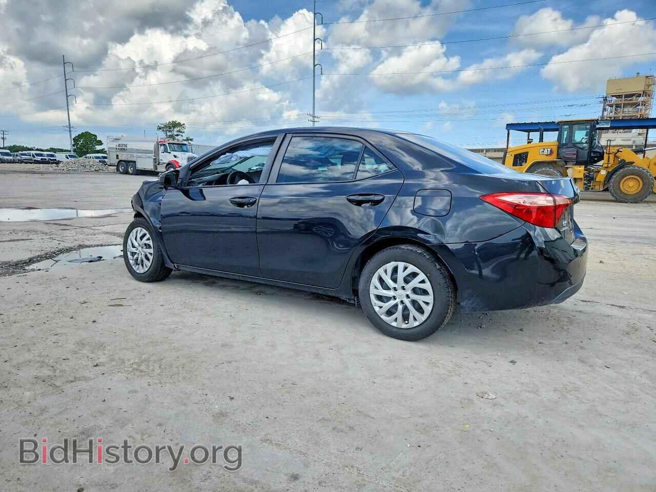 2018 TOYOTA COROLLA - VIN: 5YFBURHE6JP769529 - Фото 2