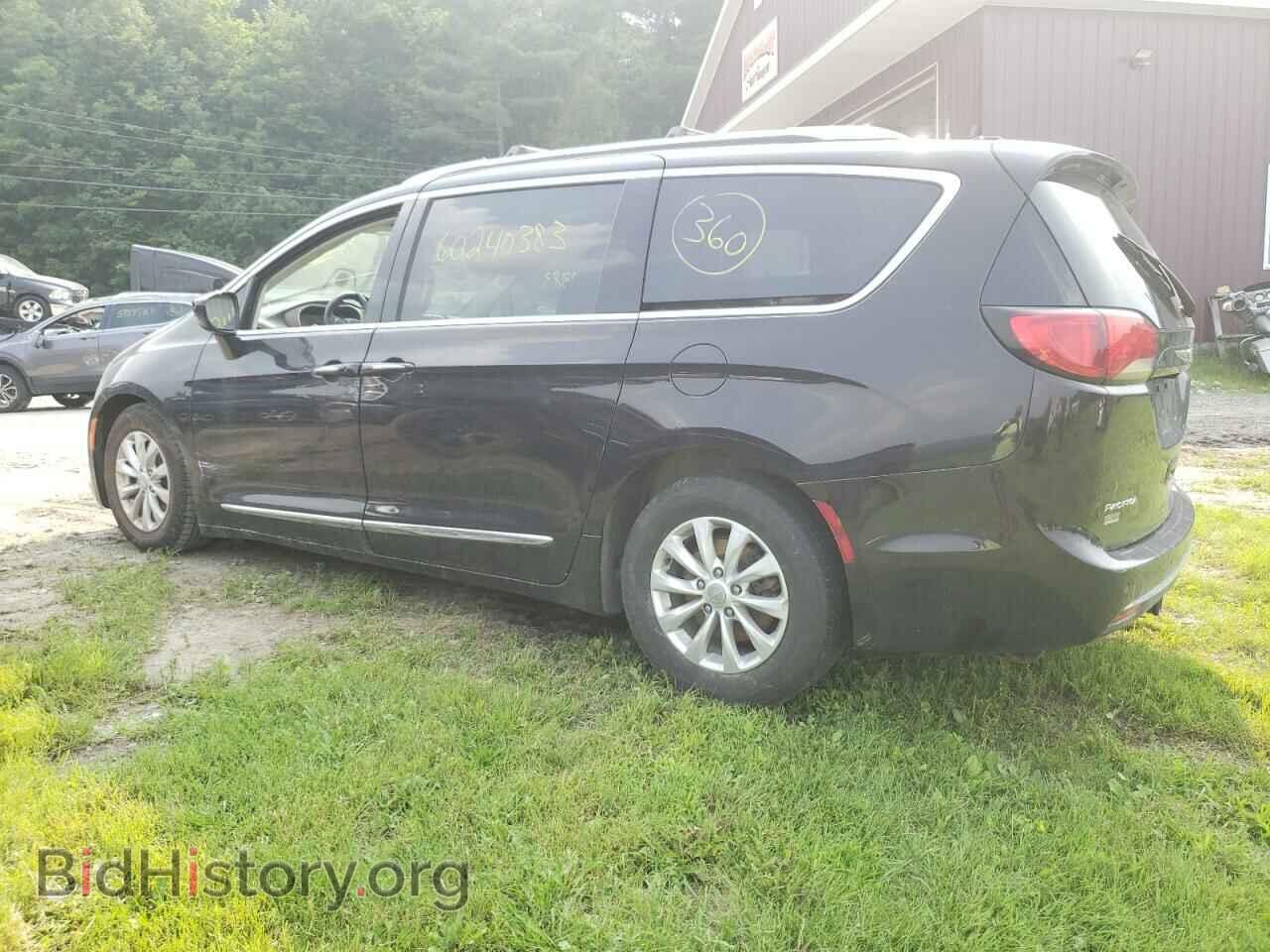 2018 CHRYSLER PACIFICA - VIN: 2C4RC1BG8JR124166 - Photo 2