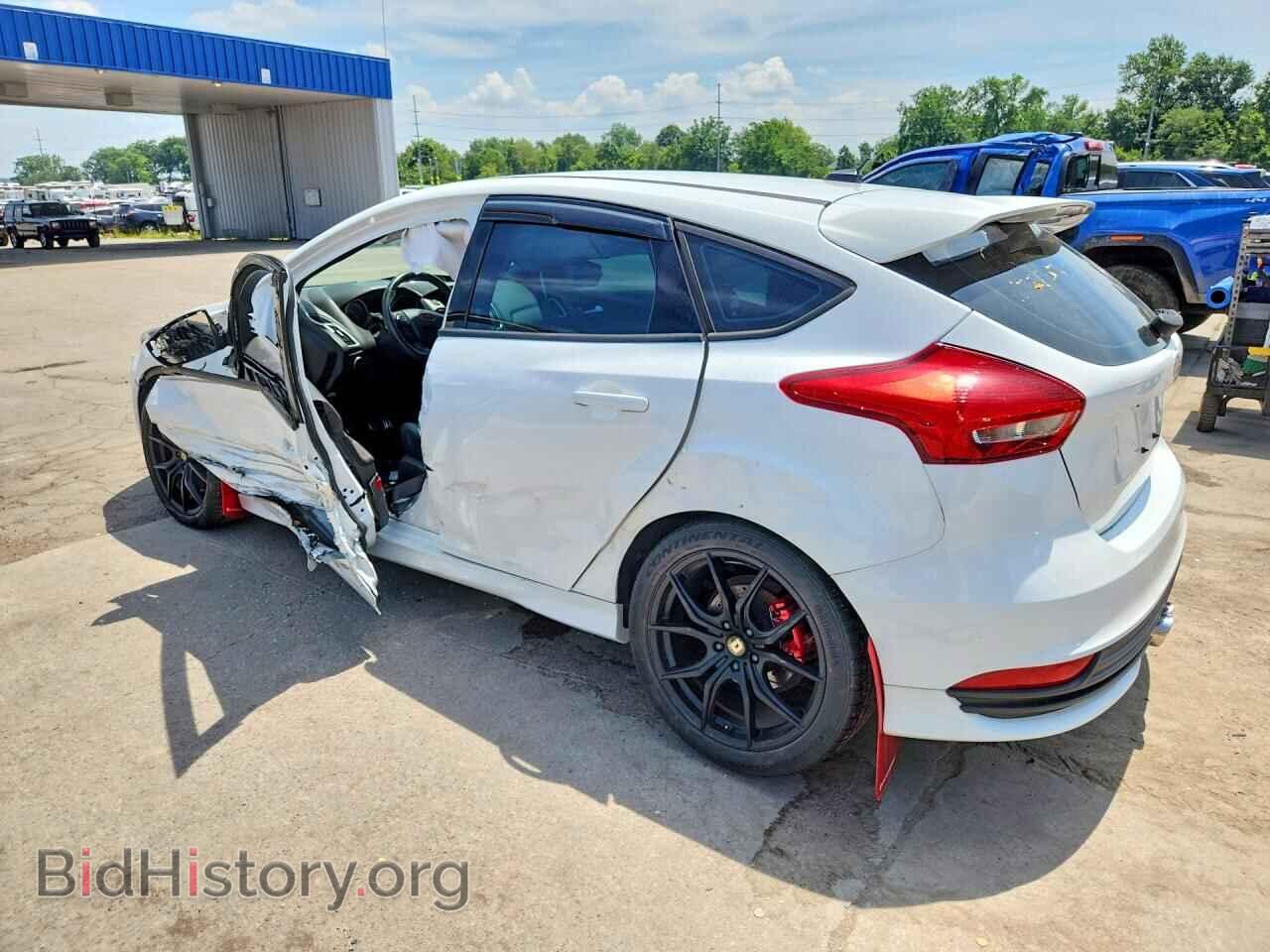 2018 FORD FOCUS - VIN: 1FADP3L95JL232723 - Фото 2