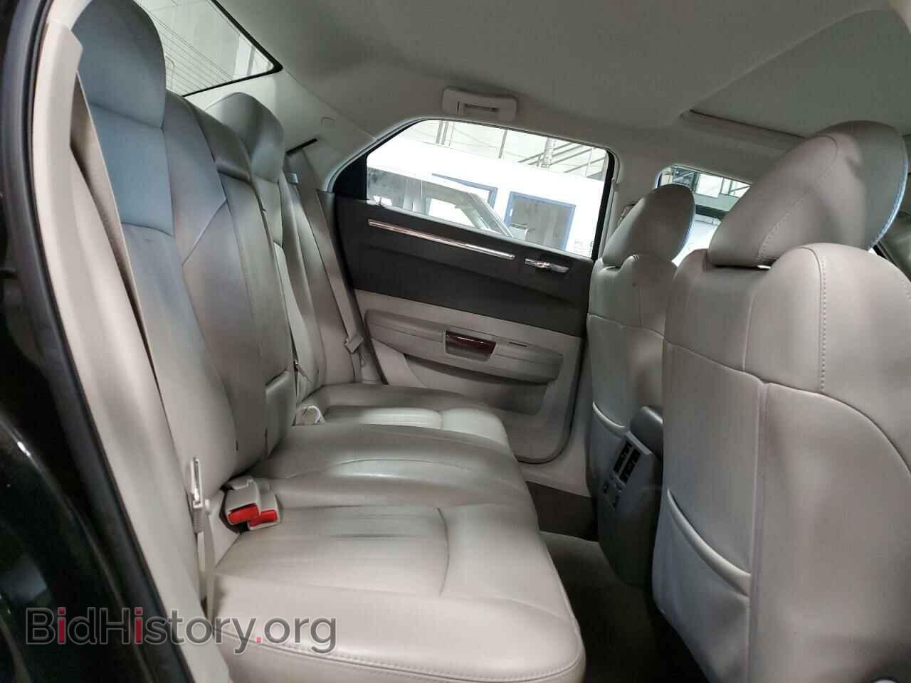 2009 CHRYSLER 300 - VIN: 2C3LA63T29H564670 - Фото 10