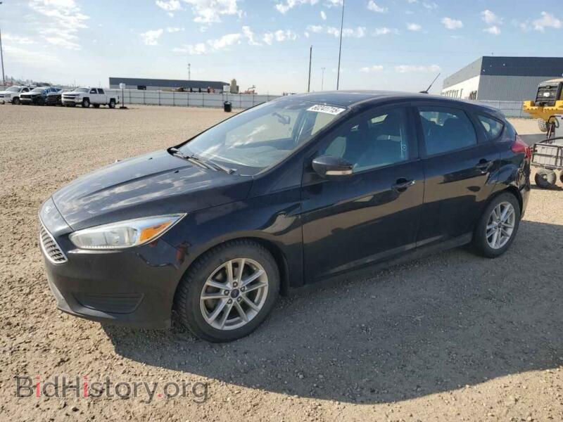 2017 Ford FOCUS SE (VIN 1FADP3K20HL200227) — фото 1 из 13, Copart, повреждение: задняя часть