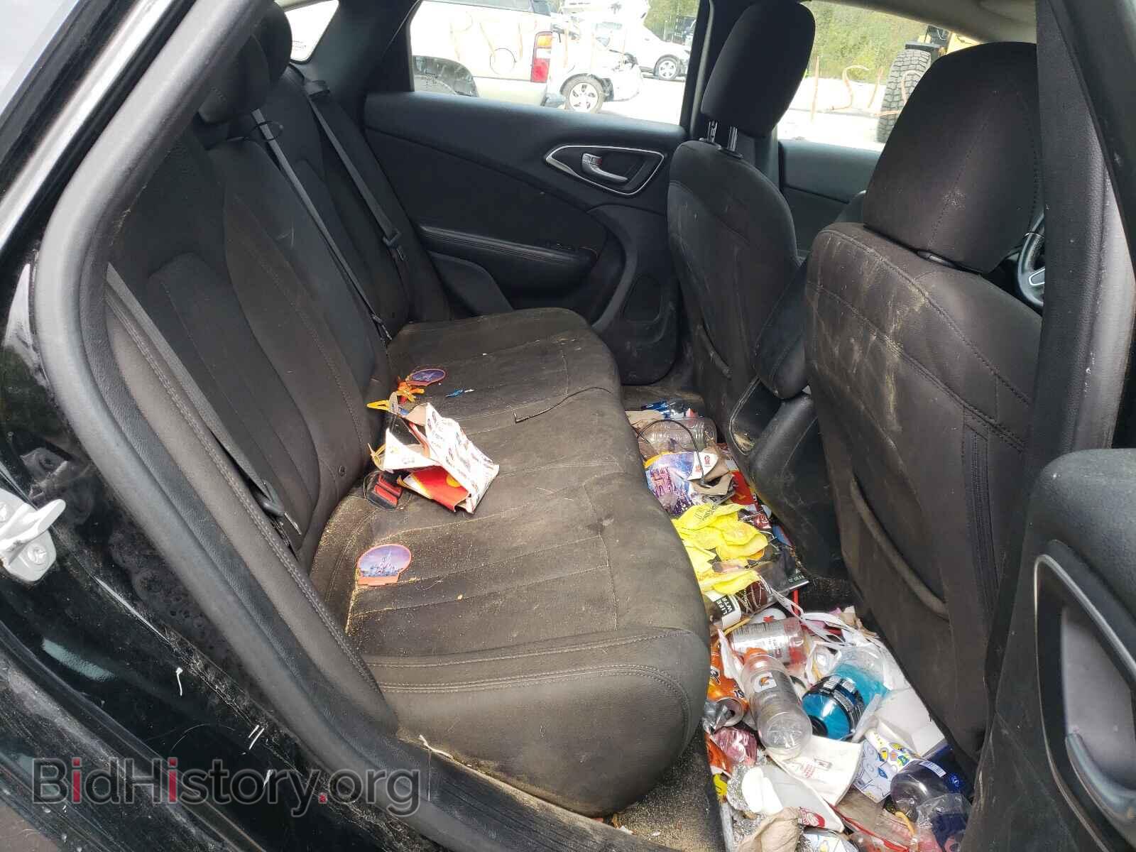 2015 CHRYSLER 200 - VIN: 1C3CCCAB6FN671162 - Фото 6