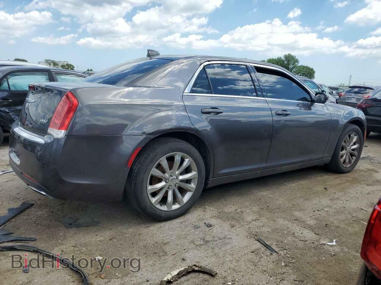 2015 CHRYSLER 300 - VIN: 2C3CCARG3FH781826 - Фото 3