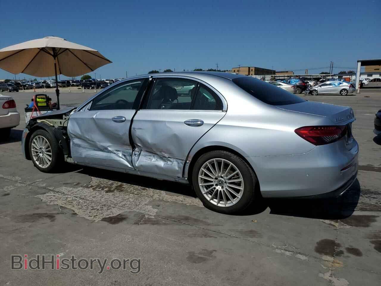 2021 MERCEDES-BENZ E-CLASS - VIN: W1KZF8DB8MA923297 - Фото 2