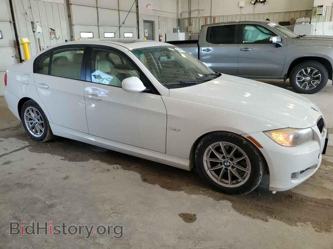 2010 BMW 3 SERIES - VIN: WBAPH7C56AA176258 - Фото 4