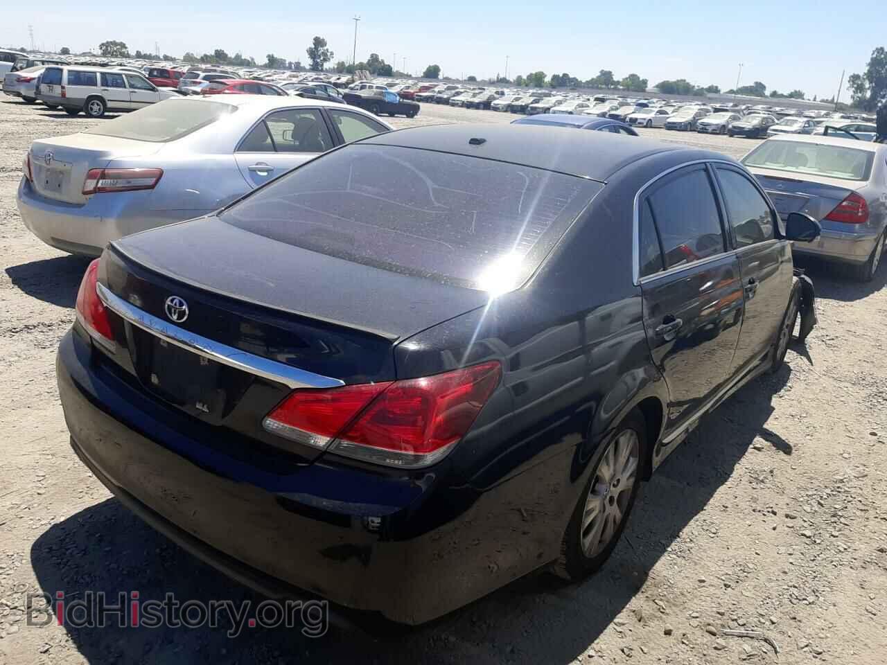 2011 TOYOTA AVALON - VIN: 4T1BK3DB3BU413005 - Фото 3