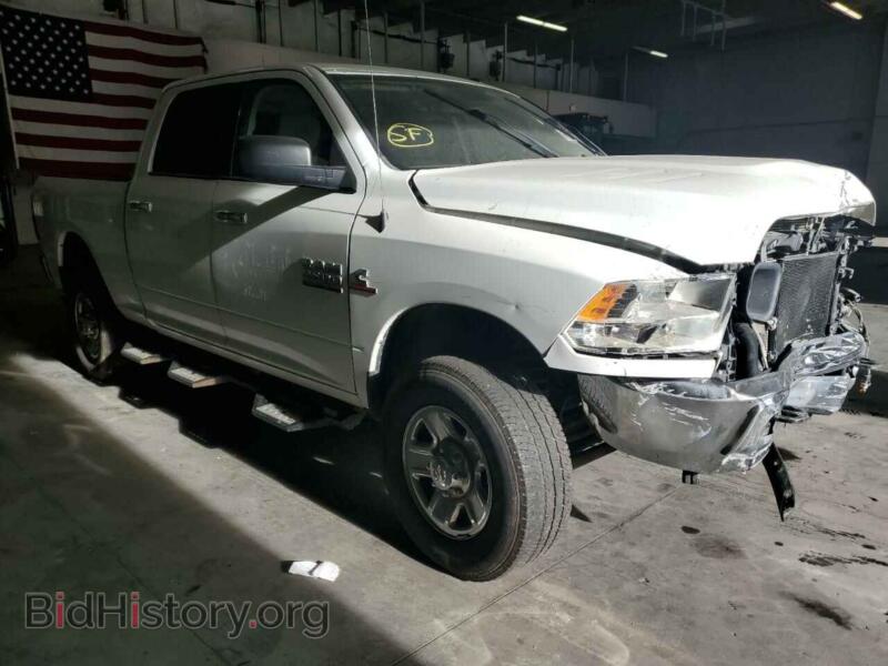 2014 RAM 2500 2500 SLT (VIN 3C6UR5DL6EG205924) — photo 1 of 10, Copart, damage: front end