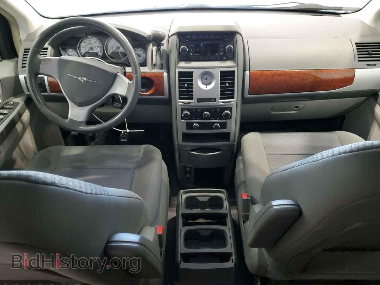 2009 CHRYSLER MINIVAN - VIN: 2A8HR54109R594383 - Фото 8