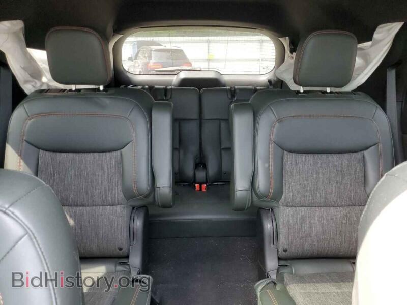 2023 Ford EXPLORER (VIN 1FMSK8JH3PGA23369) — photo 10 of 13