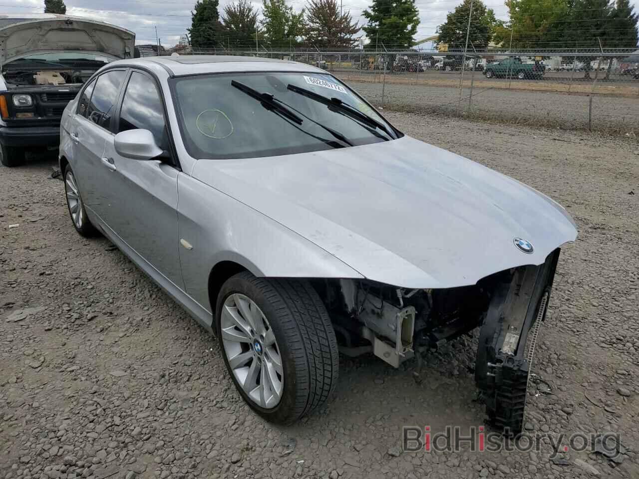 Photo WBAPH5G58BNM77025 - BMW 3 SERIES 2011