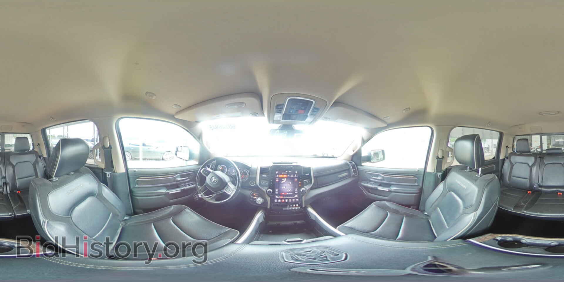2019 RAM 1500 - VIN: 1C6SRFJT7KN732536 - Фото 14