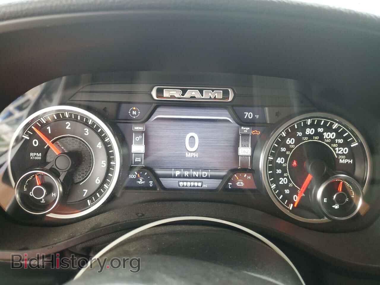 2019 RAM 1500 - VIN: 1C6SRFJT7KN732536 - Фото 9