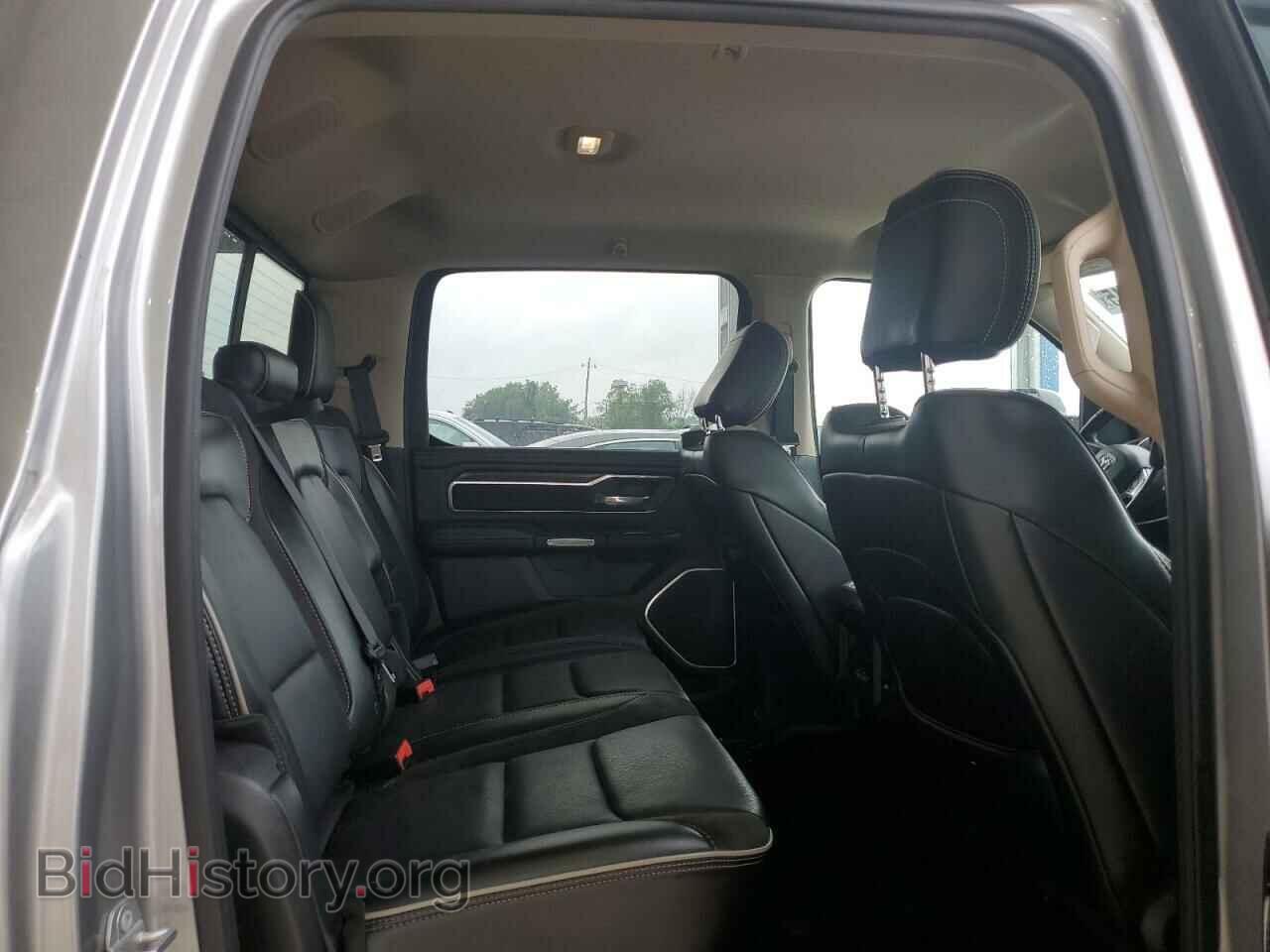 2019 RAM 1500 - VIN: 1C6SRFJT7KN732536 - Фото 10