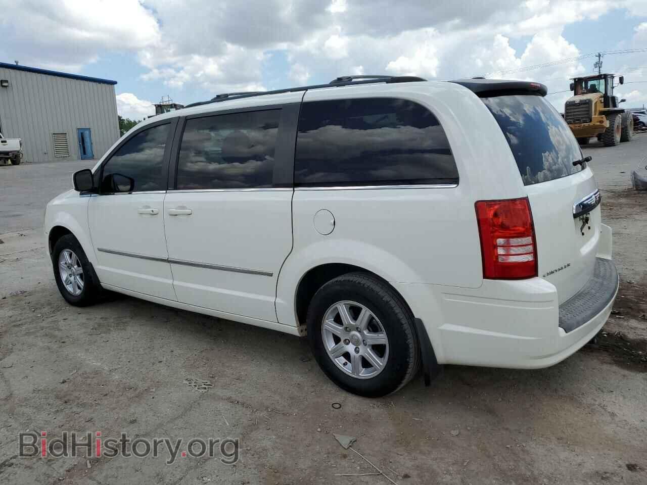 2010 CHRYSLER MINIVAN - VIN: 2A4RR5D12AR413973 - Фото 2