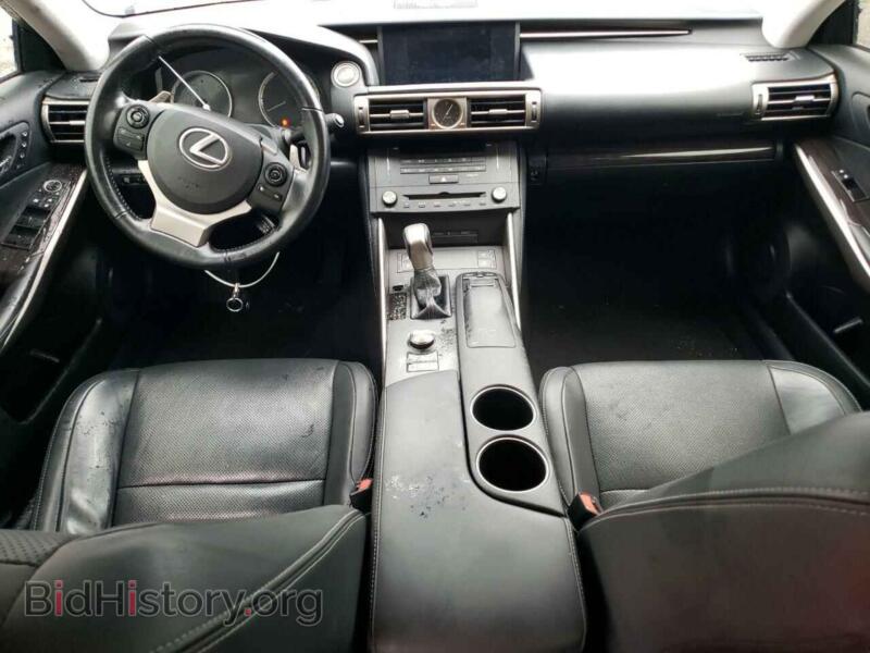 2015 Lexus IS (VIN JTHCF1D23F5023389) — photo 8 of 12