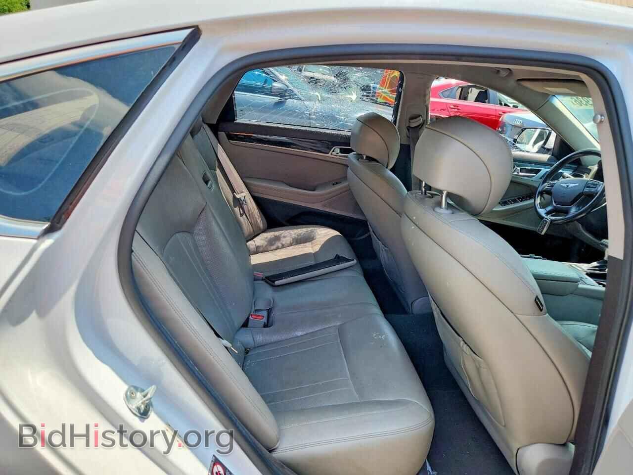 2018 GENESIS G80 - VIN: KMHGN4JE4JU262000 - Photo 10