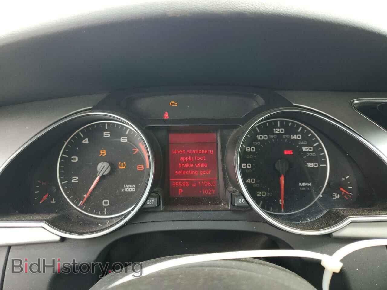 2010 AUDI A5 - VIN: WAULFAFH6AN007776 - Photo 9