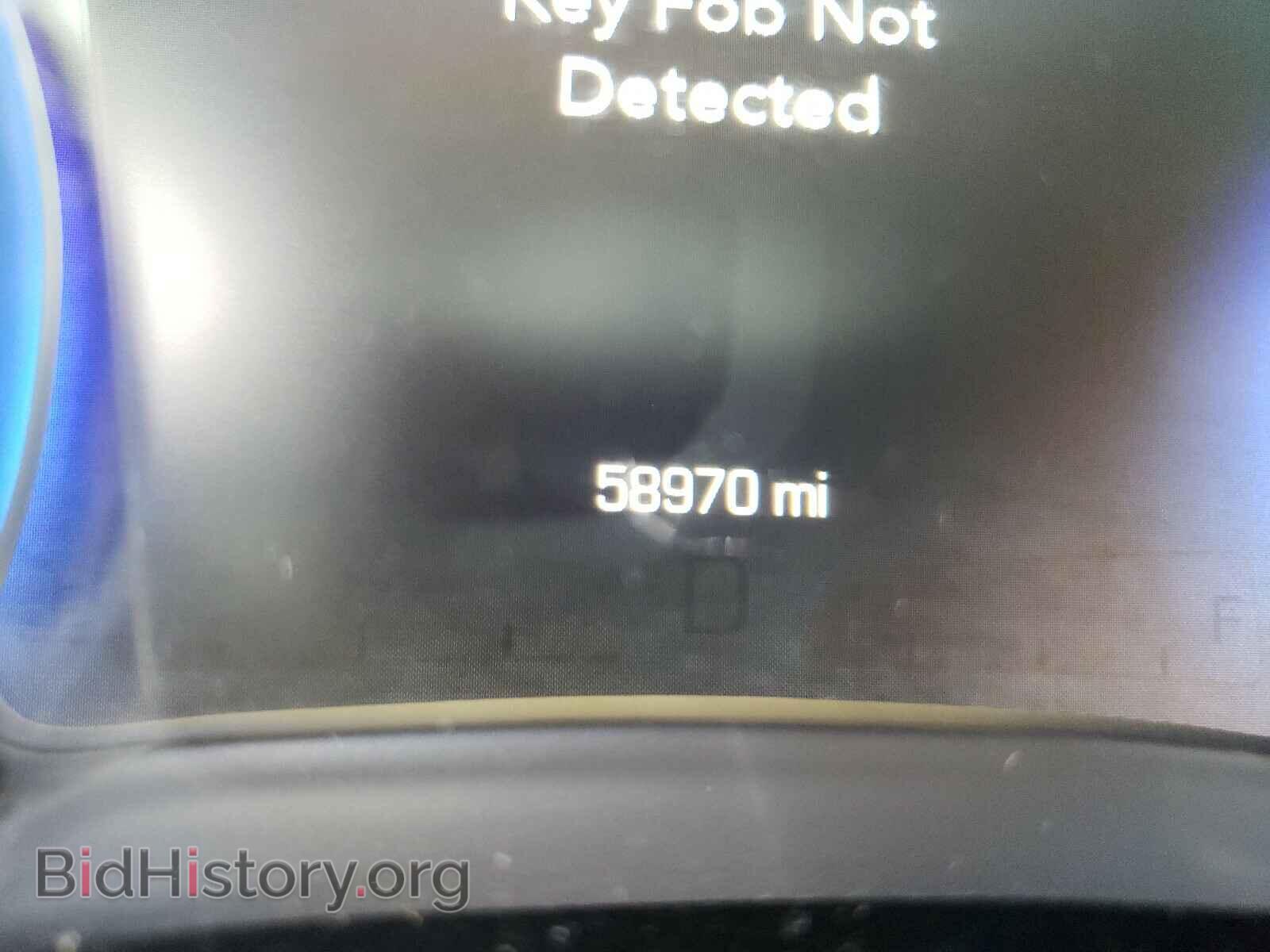 2016 CHRYSLER 300 - VIN: 2C3CCABG6GH322432 - Фото 8
