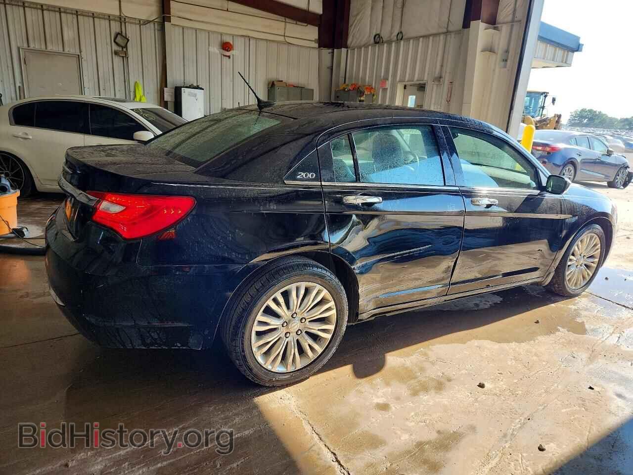2011 CHRYSLER 200 - VIN: 1C3BC2FGXBN618565 - Photo 3