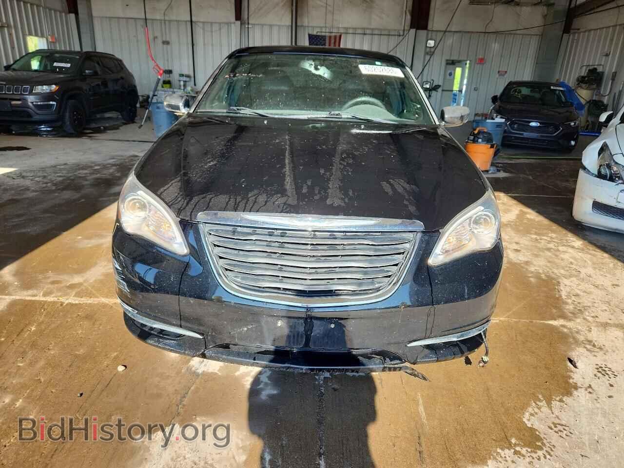 2011 CHRYSLER 200 - VIN: 1C3BC2FGXBN618565 - Photo 5