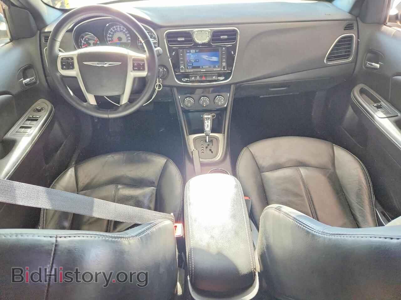 2011 CHRYSLER 200 - VIN: 1C3BC2FGXBN618565 - Photo 8