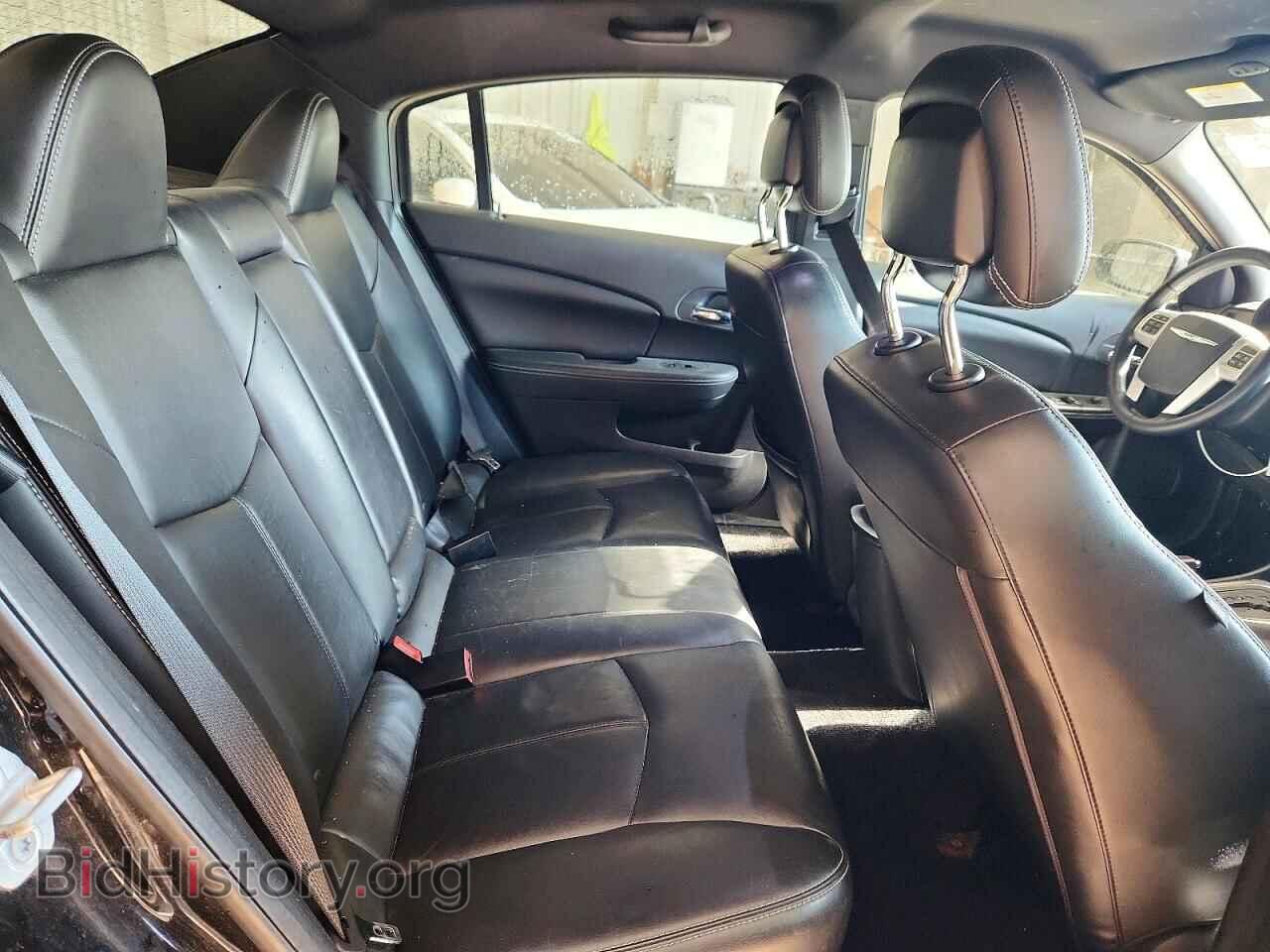 2011 CHRYSLER 200 - VIN: 1C3BC2FGXBN618565 - Photo 10