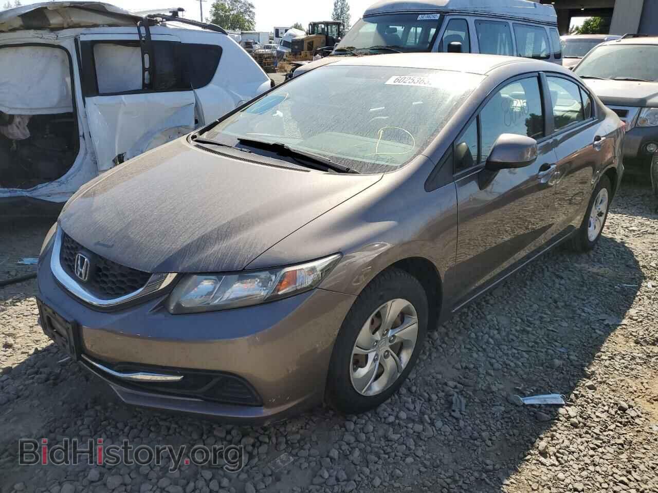 2013 HONDA CIVIC - VIN: 2HGFB2F58DH537883 - Фото 2