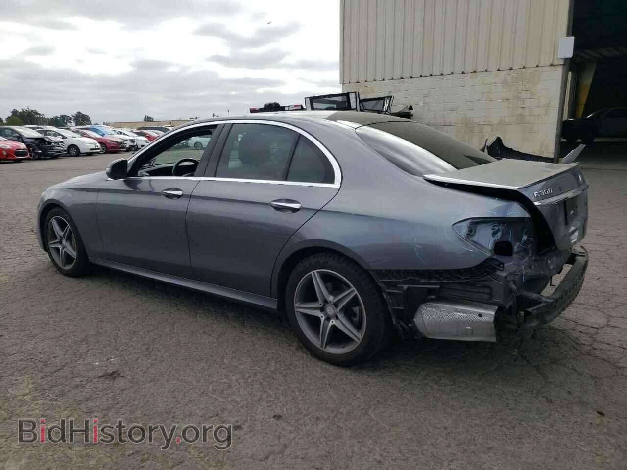 2017 MERCEDES-BENZ E-CLASS - VIN: WDDZF4KB4HA067501 - Фото 2
