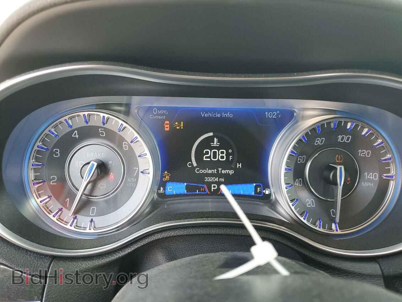 2019 CHRYSLER 300 - VIN: 2C3CCAEG2KH722475 - Фото 9