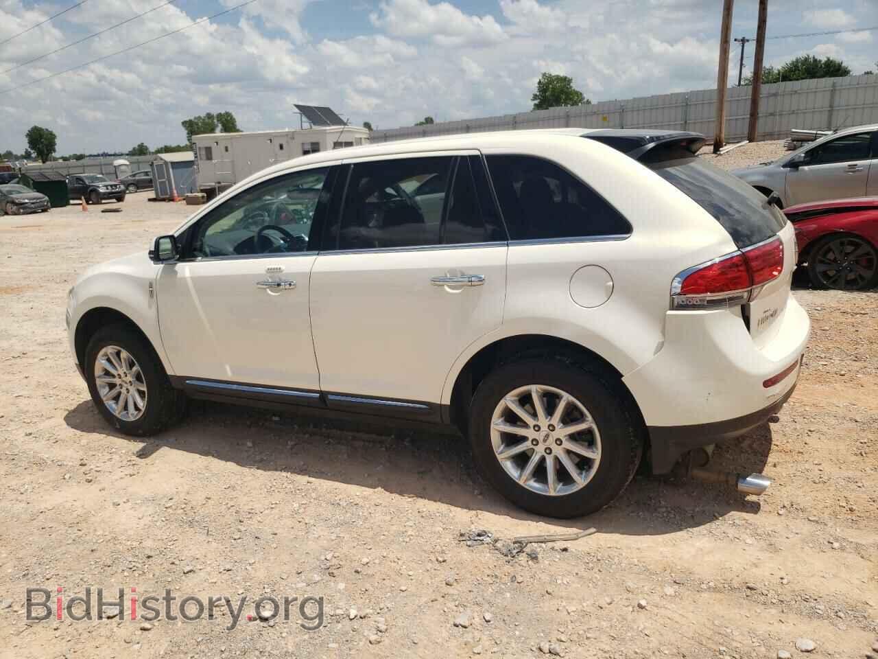 2013 LINCOLN MKX - VIN: 2LMDJ6JK2DBL43978 - Photo 2