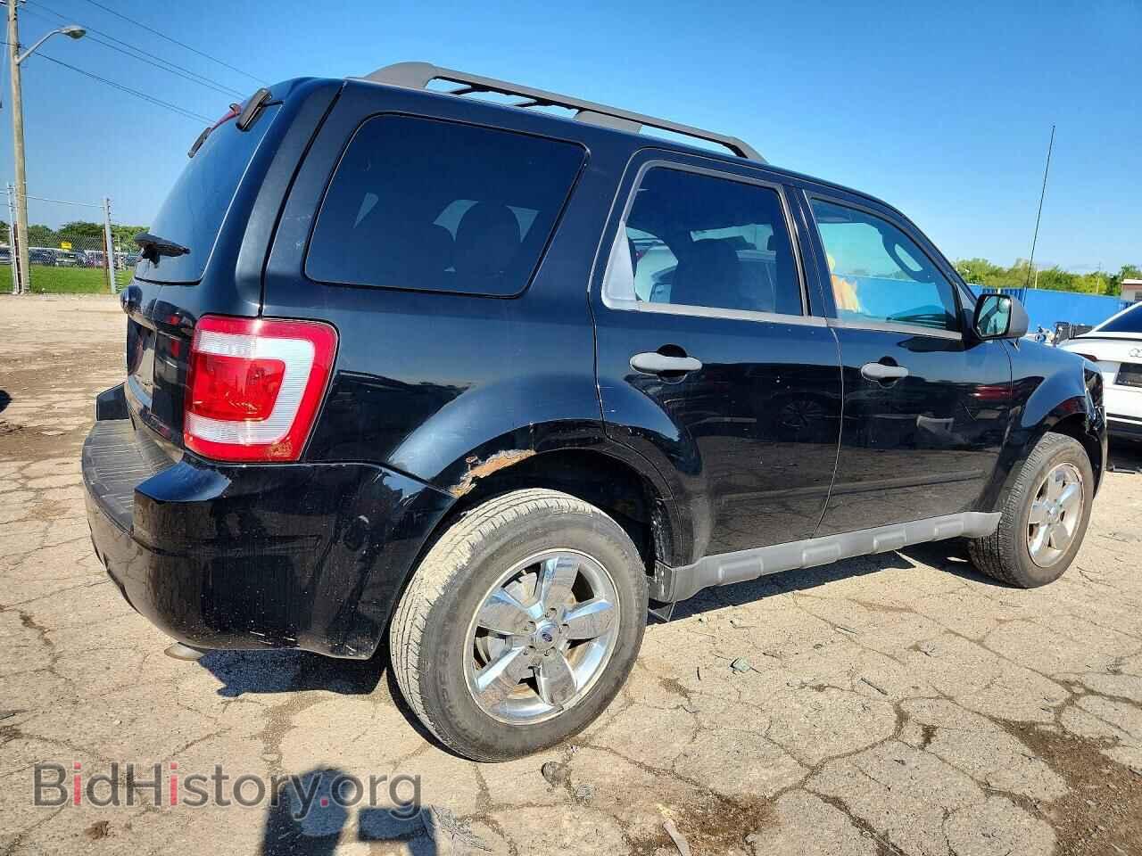2010 FORD ESCAPE - VIN: 1FMCU0D70AKB54427 - Фото 3