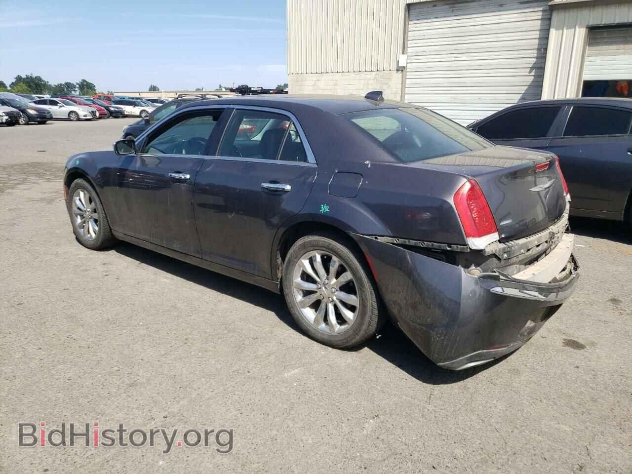 2016 CHRYSLER 300 - VIN: 2C3CCAKG2GH208508 - Фото 2