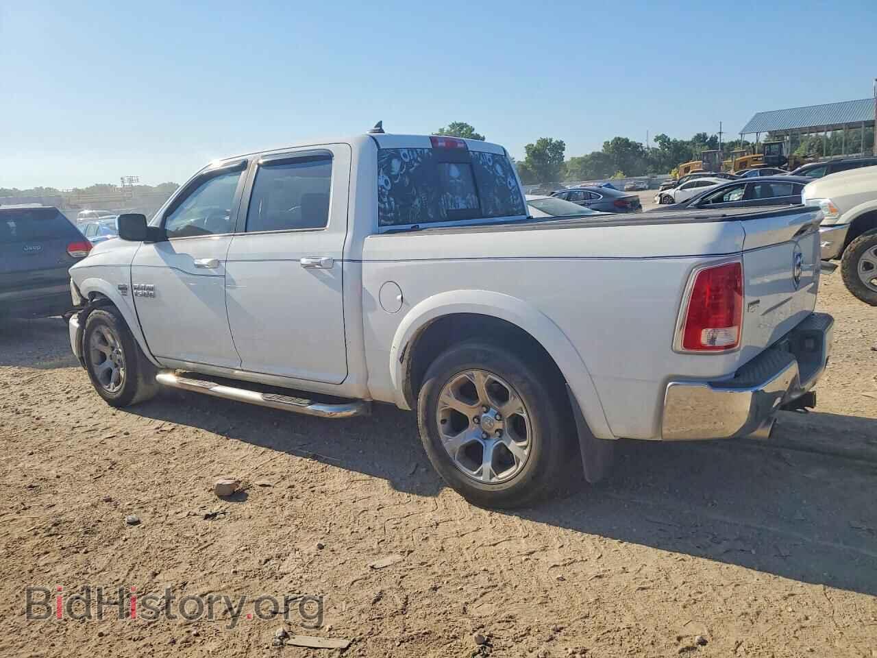 2015 RAM 1500 - VIN: 1C6RR7NT7FS603234 - Фото 2