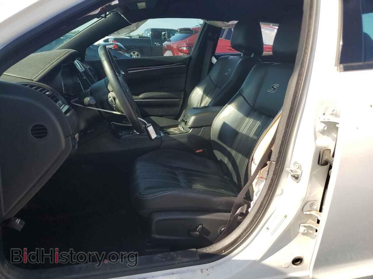2019 CHRYSLER 300 - VIN: 2C3CCABG3KH708122 - Photo 7
