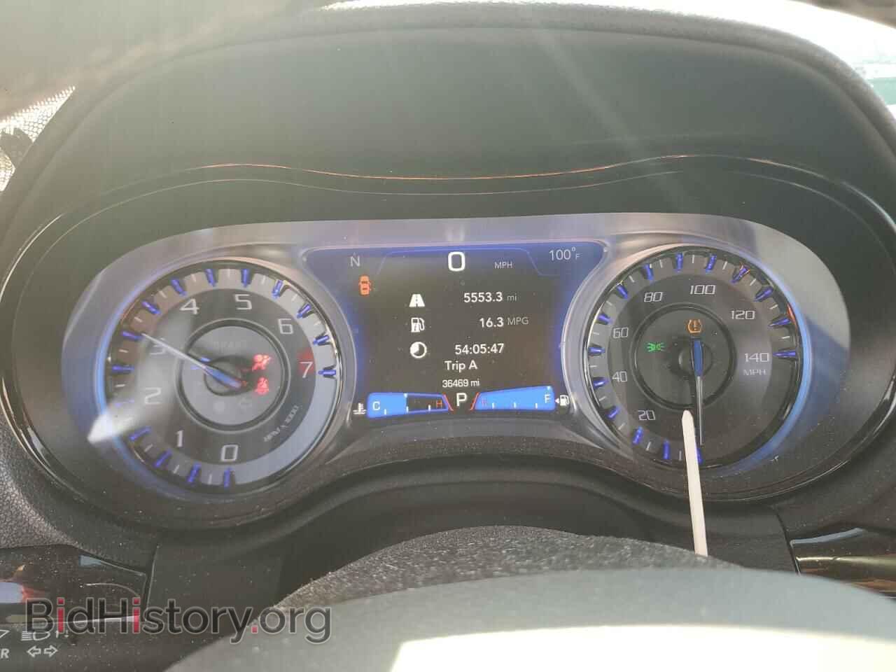 2019 CHRYSLER 300 - VIN: 2C3CCABG3KH708122 - Photo 9