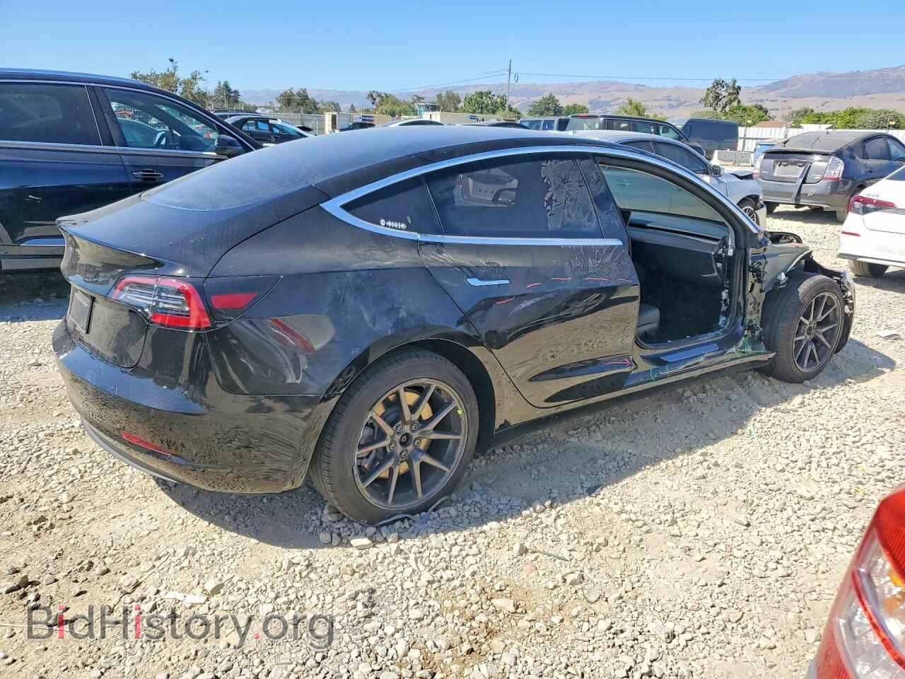 2018 TESLA MODEL 3 - VIN: 5YJ3E1EAXJF171802 - Photo 3