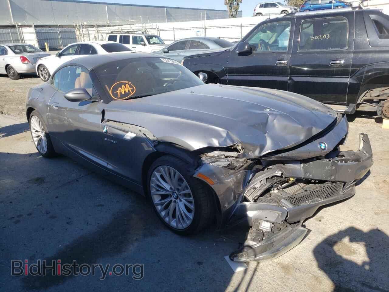 Фотография WBALM7C53DE385237 - BMW Z4 2013