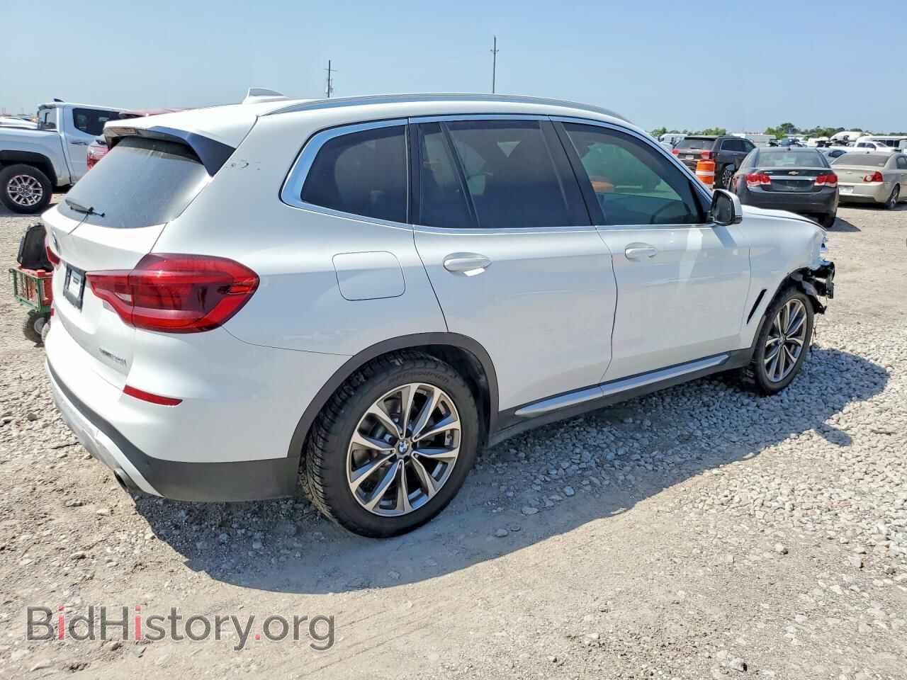 2019 BMW X3 - VIN: 5UXTR7C54KLR50221 - Фото 3