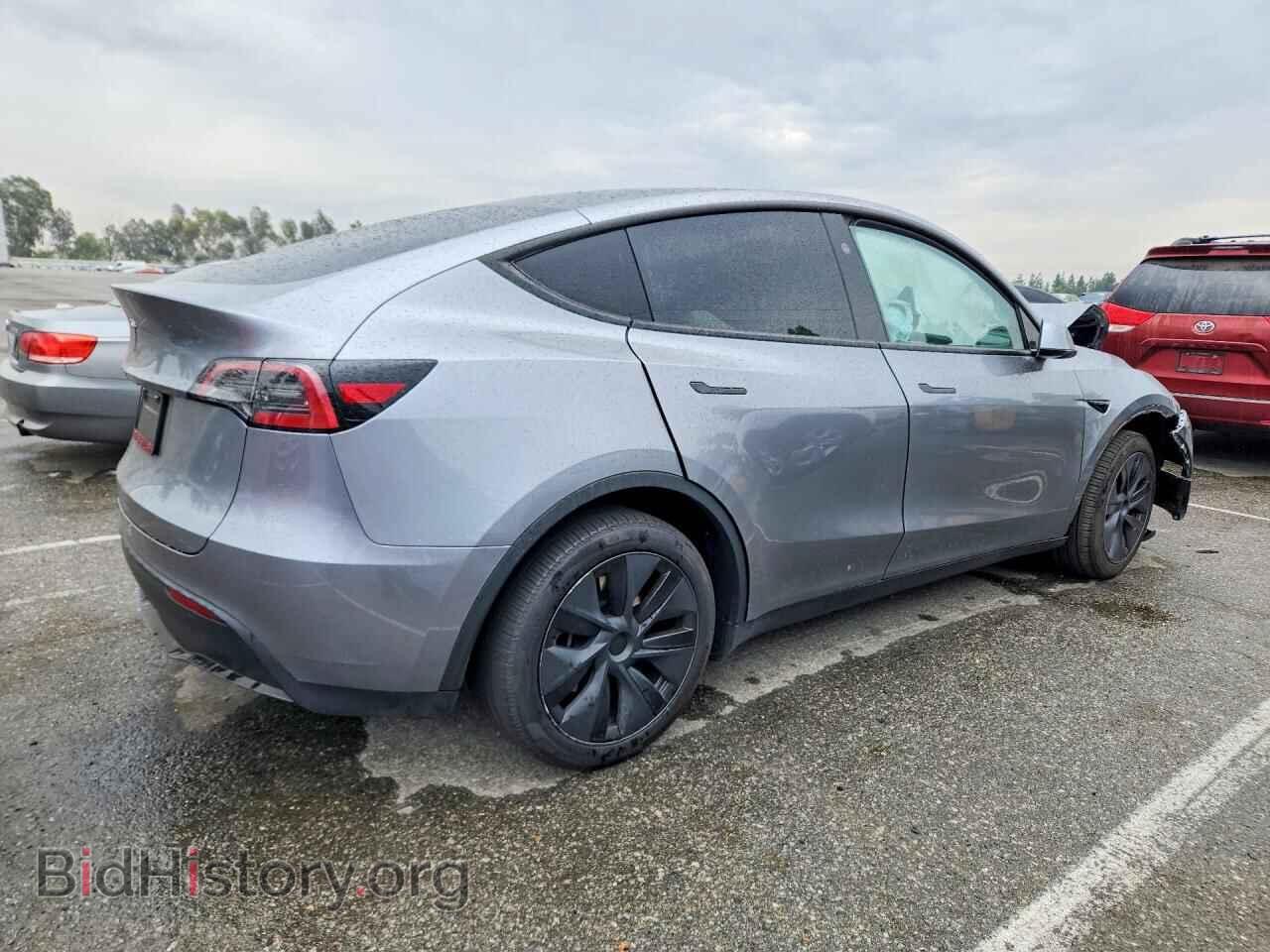 2025 TESLA MODEL Y - VIN: 7SAYGDED4SF278568 - Photo 3