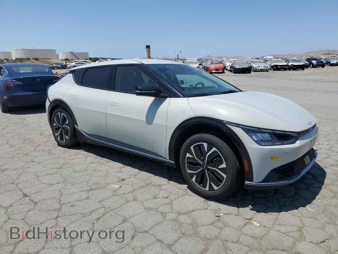 2022 KIA EV6 LIGHT - VIN: KNDC34LA4N5065301 - Фото 4