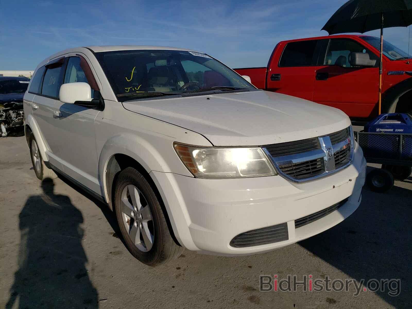 Photo 3D4GG57V49T201914 - DODGE JOURNEY 2009