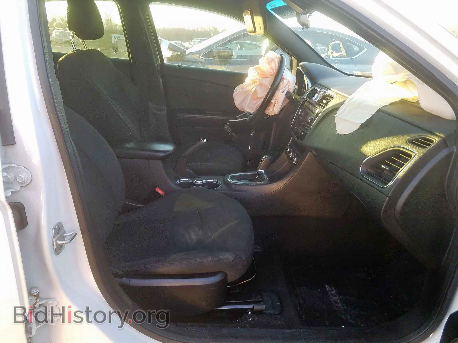 2012 CHRYSLER 200 - VIN: 1C3CCBBB3CN150498 - Фото 5