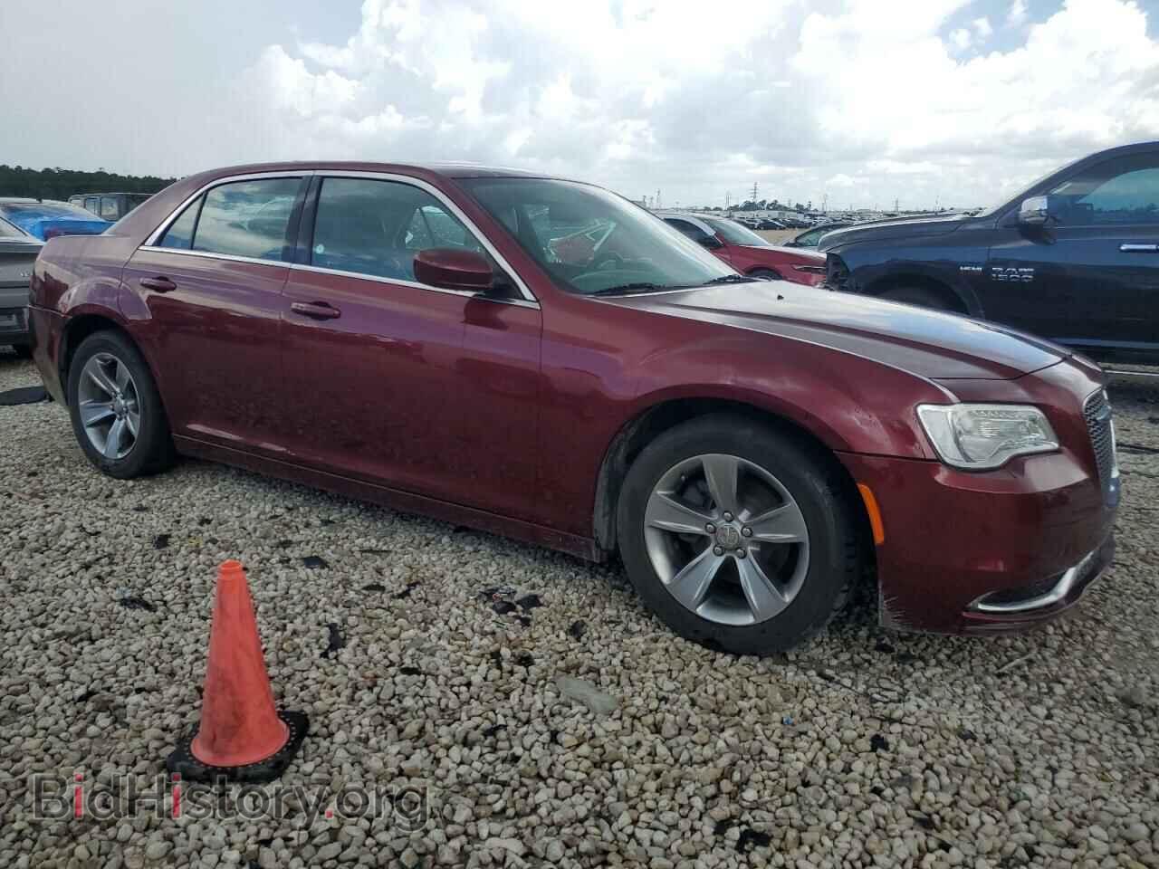 2018 CHRYSLER 300 - VIN: 2C3CCAAG3JH168206 - Фото 4