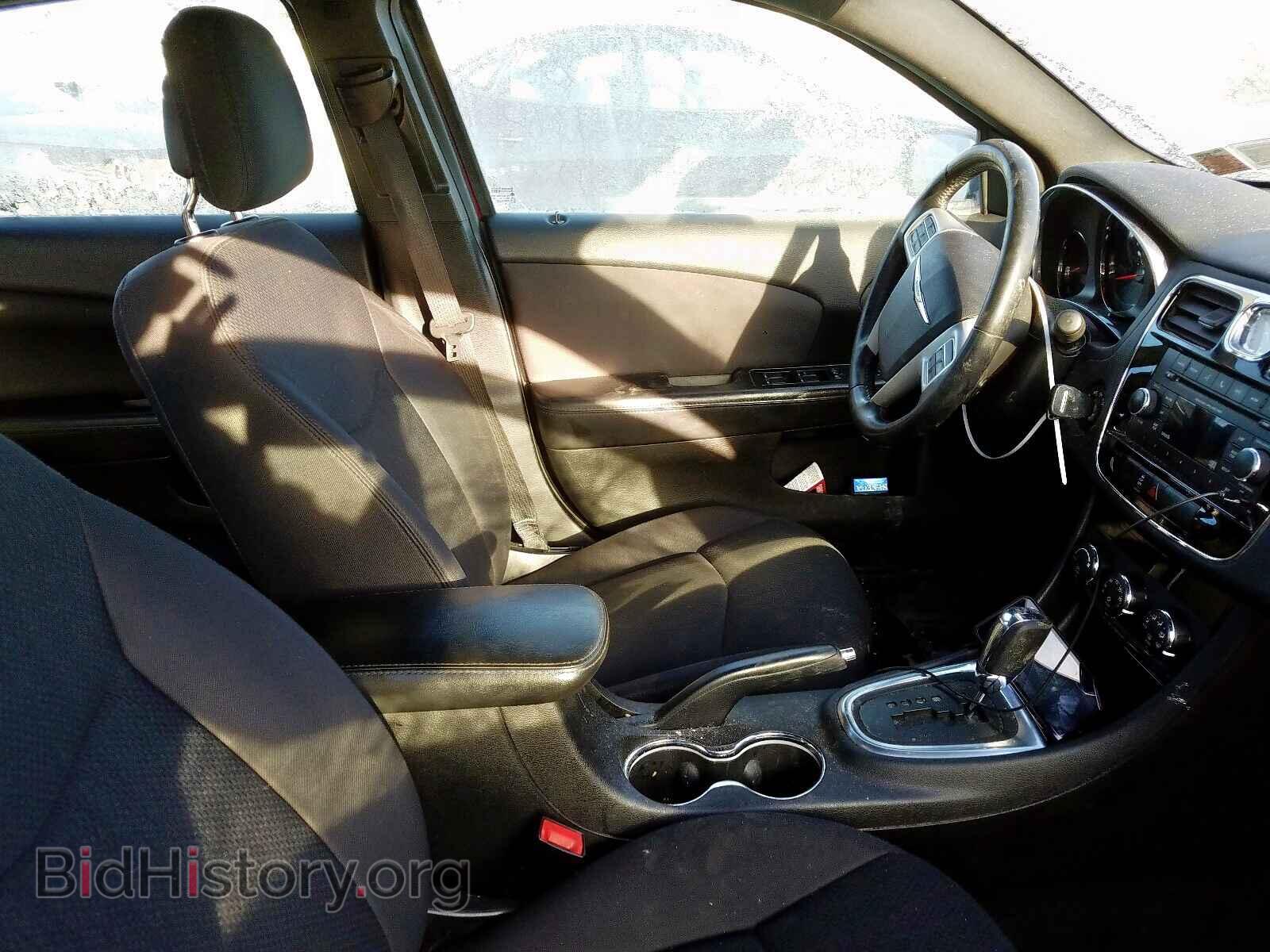 2012 CHRYSLER 200 - VIN: 1C3CCBBG5CN258021 - Фото 5